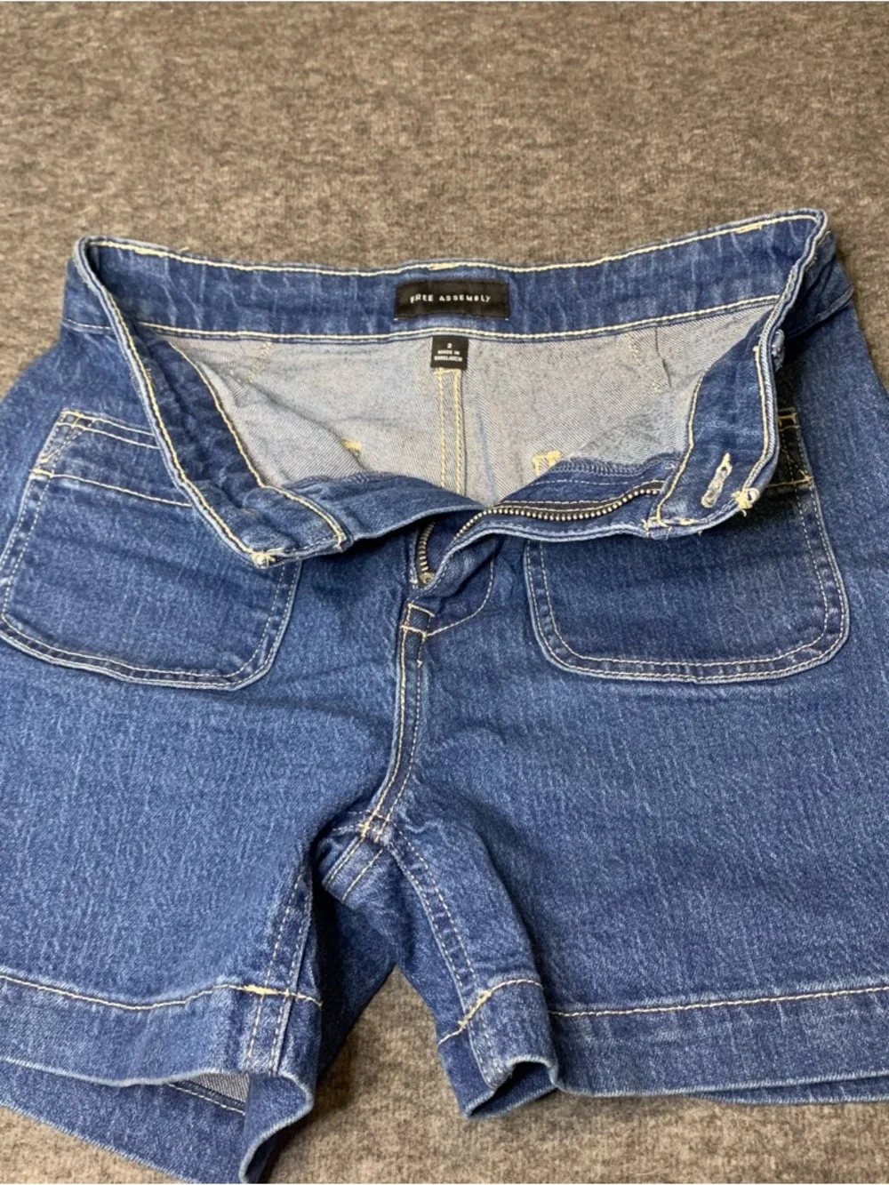 Free Assembly High-Rise Denim Shorts - Picture 4 of 7